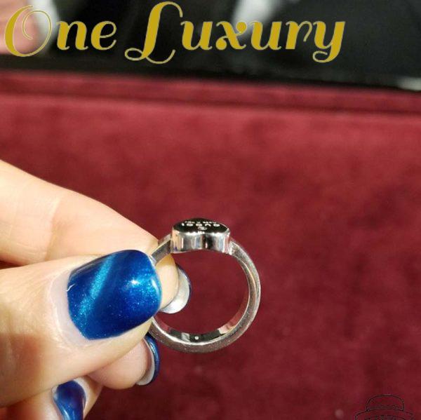 Replica Gucci Women Heart Ring with Gucci Trademark Jewelry Sliver 5