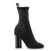 Replica Louis Vuitton LV Women Silhouette Ankle Boot Shiny Rubber-White 13